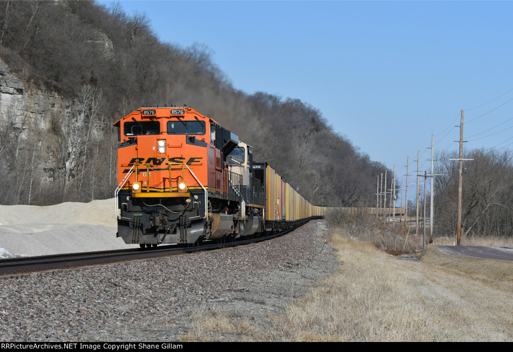 BNSF 8576